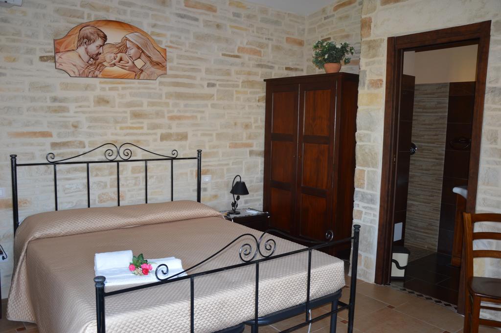 トラーパニ Il Quadrifoglio Bed & Breakfast エクステリア 写真